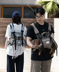 Pet Spine-Protect Backpack (Ice Silk) view 3